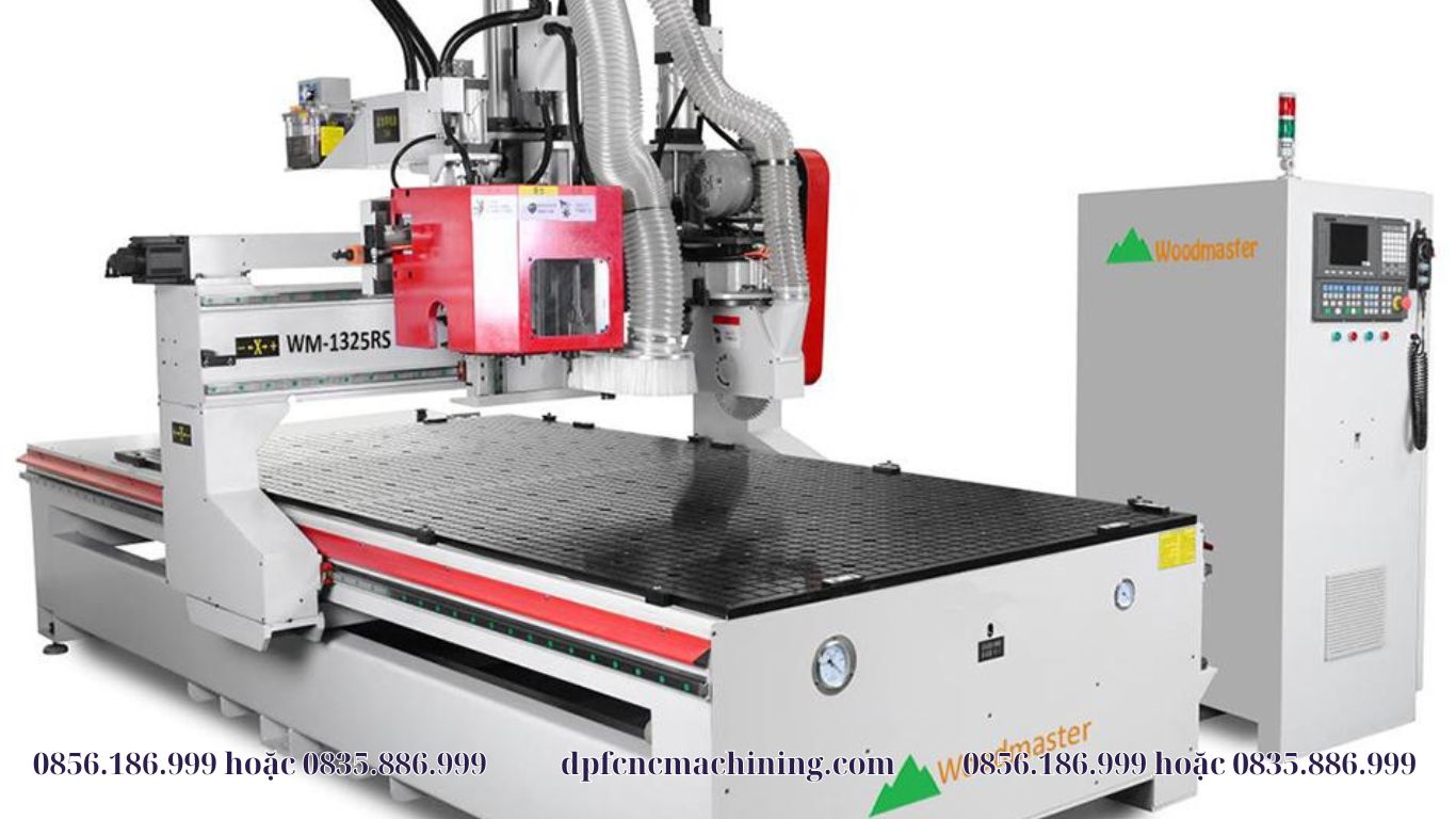 Máy CNC Gia Công Trung Tâm Thay Dao Tự Động